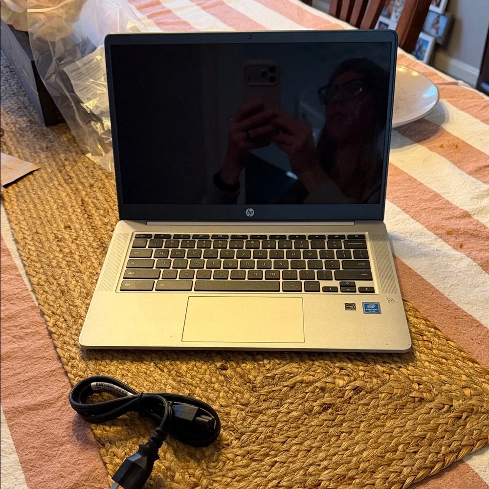 HP 14” Chromebook - Dark Teal